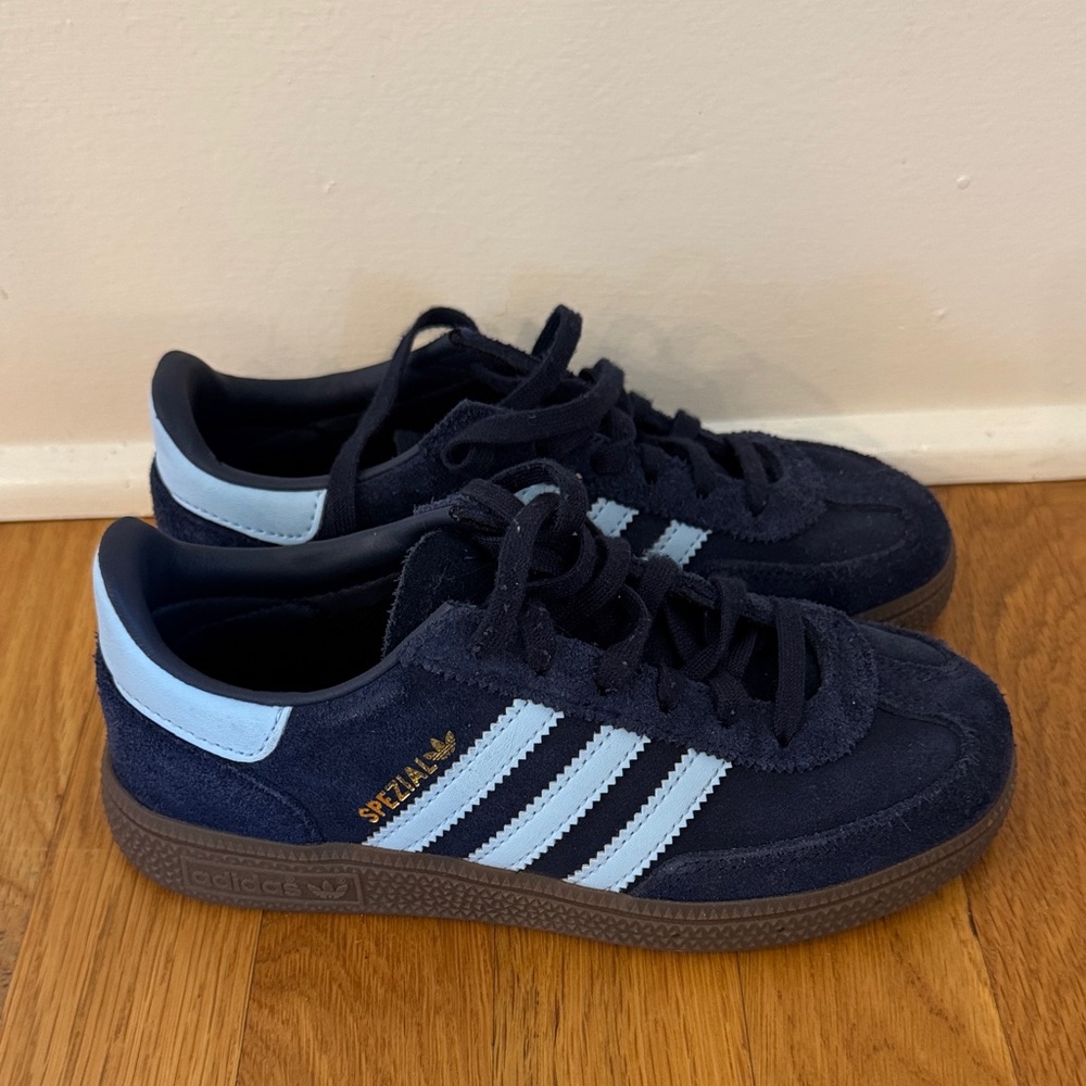 Girls Adidas Samba Size 1 Casual Sneakers